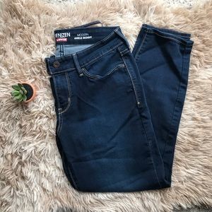 Modern ankle skinny denizen from Levi’s